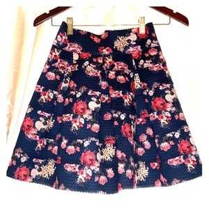Floral print skirt - only worn once